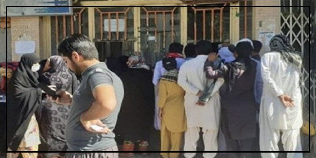 سیستان و بلوچستان/ نان در ایرانشهر نایاب شد/ نان ۱۰ هزار تومان با پارتی بازی