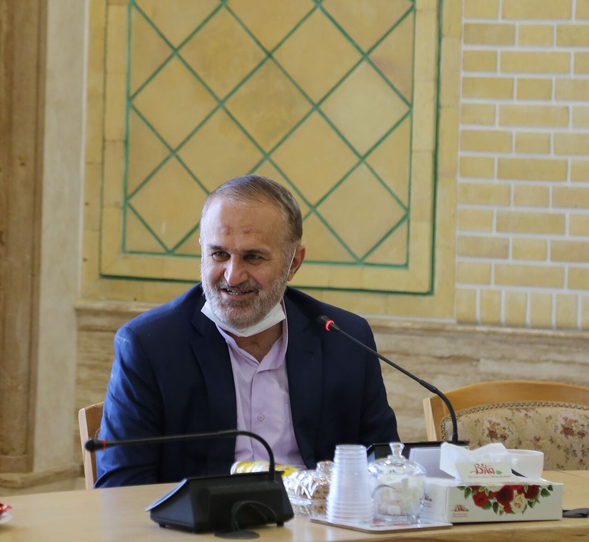 جمهوری‌اسلامی هنوز نظریه بنیادینی ندارد که بر اساس آن قانونگذاری کنیم/ قوانین قبل از انقلاب همچنان معتبر است