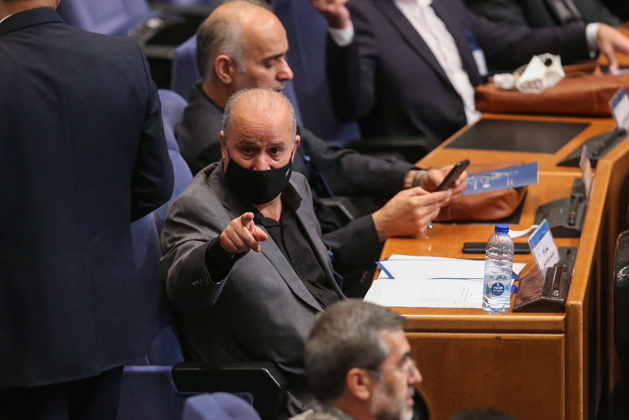 از کلاهبرداری تا اخلال در نظام پولی و ارزی کشور در لیست اتهامات تاج