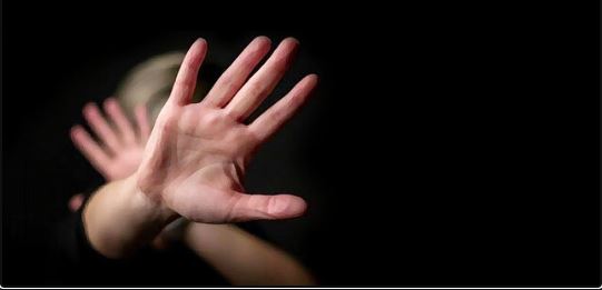  بررسی مفهوم تجاوز و خشونت علیه زنان از منظر قوانین داخلی و بین المللی